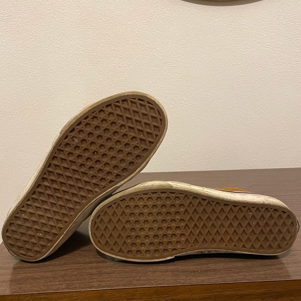 Vans Size 7.5 Camel Color Sk8 Hi With Two Toned L… - image 3